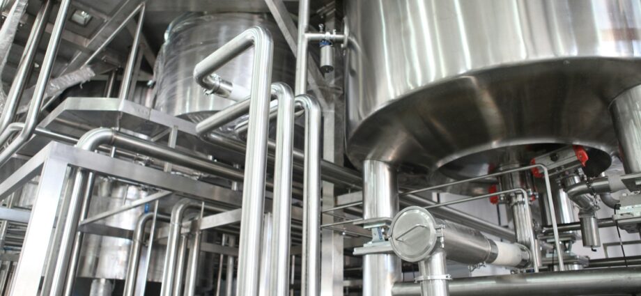 PFAS: Chemieindustrie beeinflusst Politiker*innen mit Falschinformationen